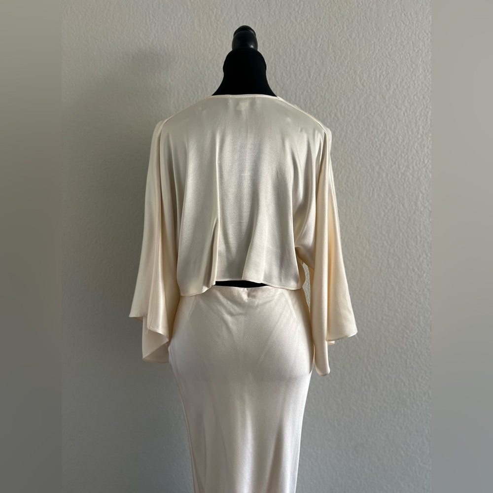 Shona Joy Elegant Cream Tie-Front Midi Dress - Picture 13 of 16